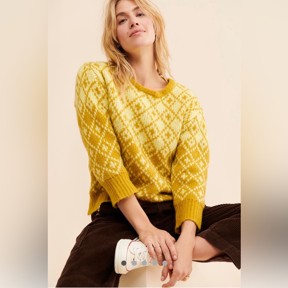 Maeve Sigfried Sweater by Anthropologie size  small.